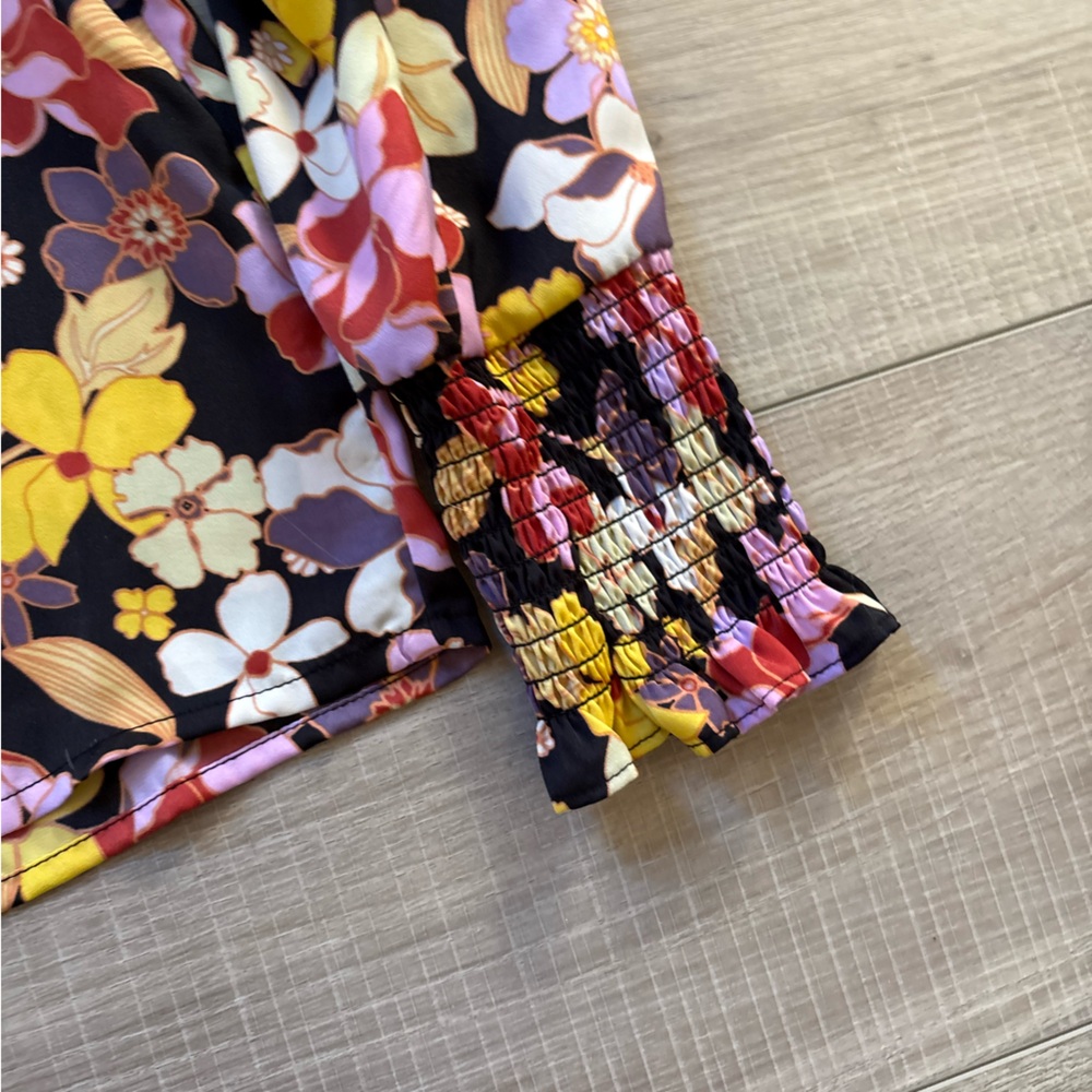 Who What Wear Multicolor Floral Blouse - Picture 8 of 9